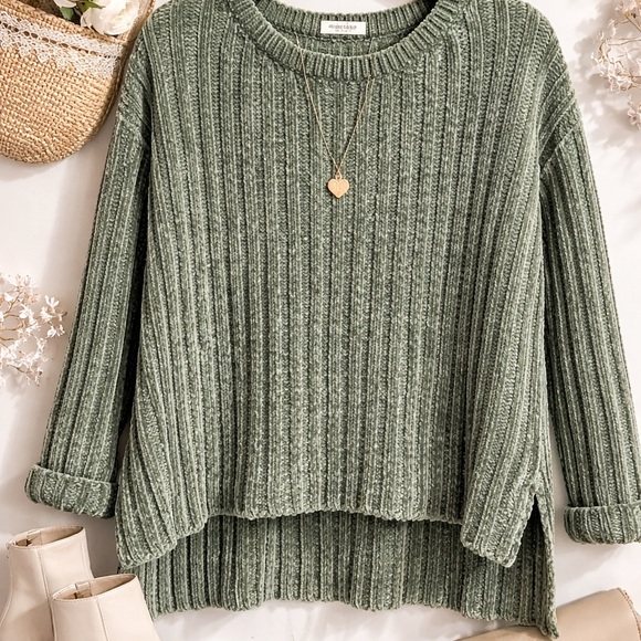 Umgee Sweaters - Umgee Sage Green Ribbed Chenille Crewneck Sweater